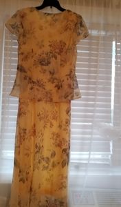 Jessica Howard  floral dress